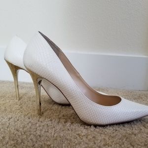 Rock Republic off white heels